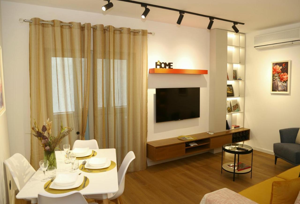 Mjolly Apartment Тирана Екстер'єр фото