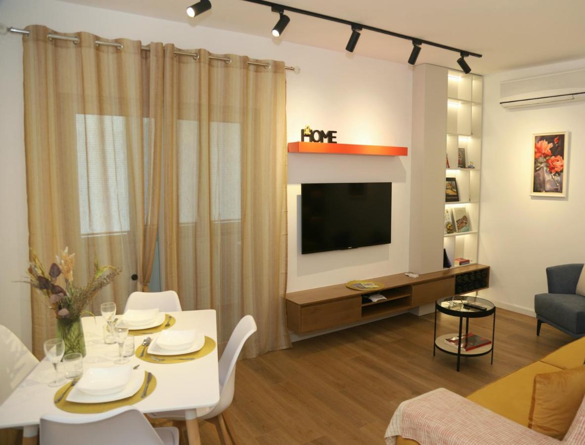 Mjolly Apartment Тирана Екстер'єр фото